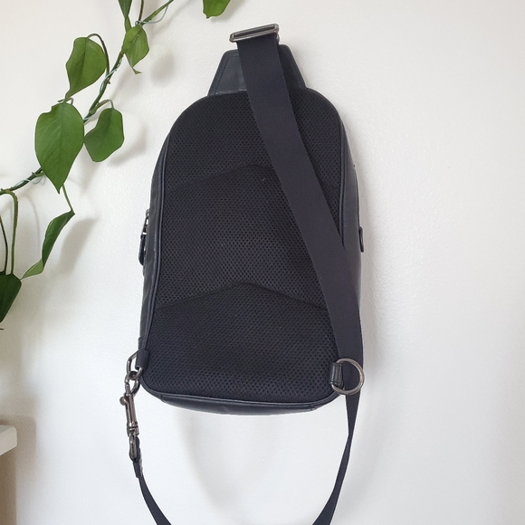 Coach one shoulder Graham backpack C2931 leather - Picture 7 of 10